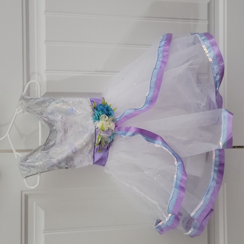 Weissman Costume